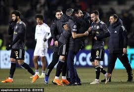 巴萨女足欧冠三连冠，男足羞愧？