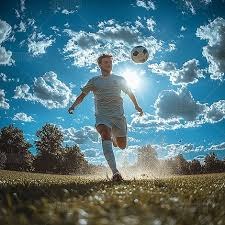 比赛日前瞻：泰山海港主场迎中超首轮，曼城能否阻击利物浦？